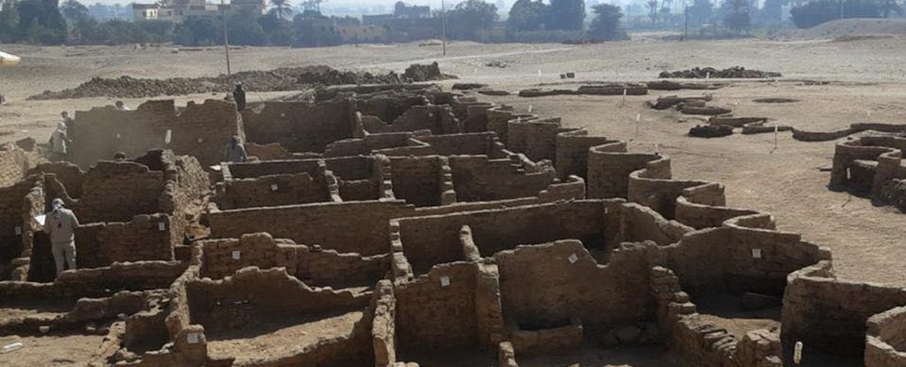 'Lost golden city' found in Egypt reveals the lives of ancient pharaohs