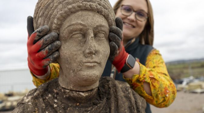 U.K. Archaeologists Make a ‘Once-in-a-Lifetime’ Discovery: Three Well-Preserved Roman Busts Buried Along a Future Railway