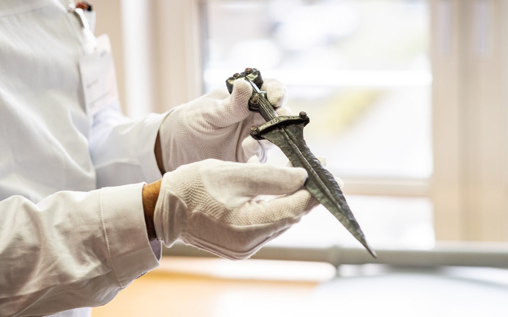 A 19-Year-Old Intern Unearthed a Rare, 2,000-Year-Old Roman Dagger in a Tiny German Town