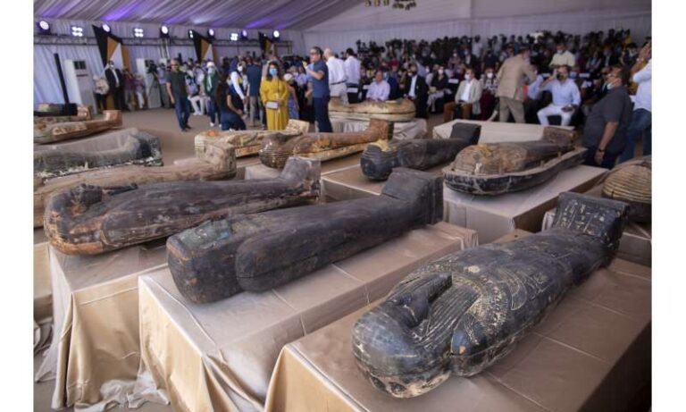 Egypt Reveals 59 Ancient Coffins Found Near Saqqara Pyramids Archaeology World