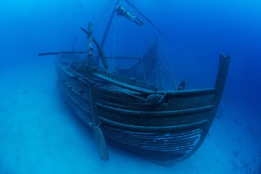 Новые находки из затонувшего корабля Улубурун возрастом 3000 лет