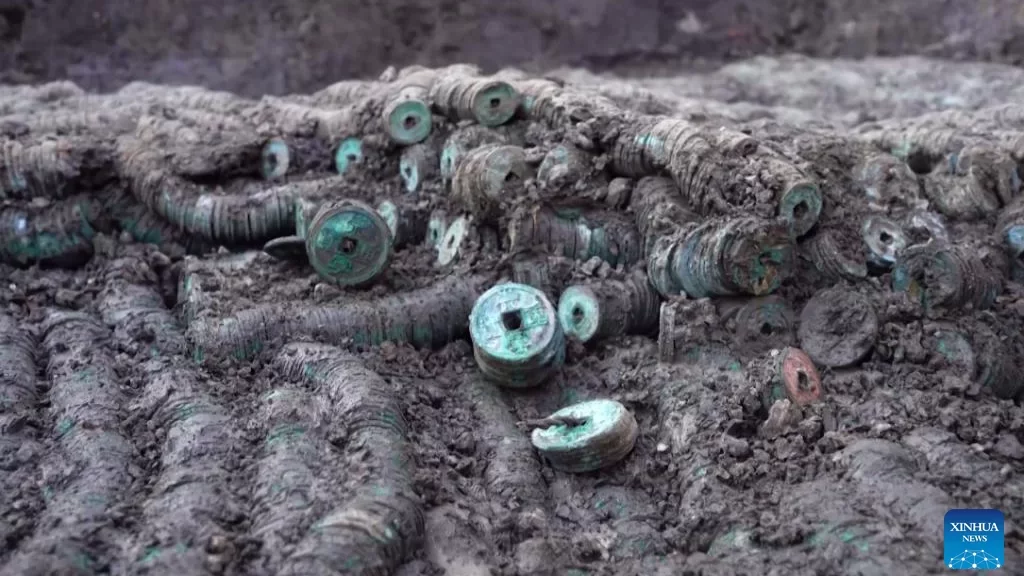 1.5 tons of bronze coins found in east China