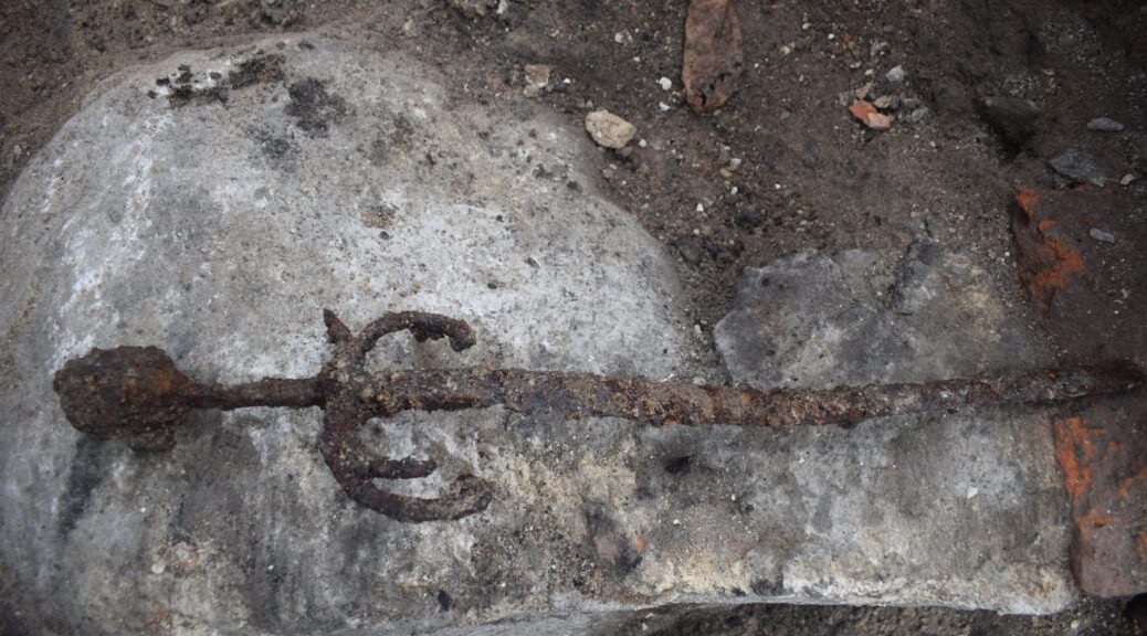 This rare battle sword just found in Sweden is ‘an evolutionary leap’