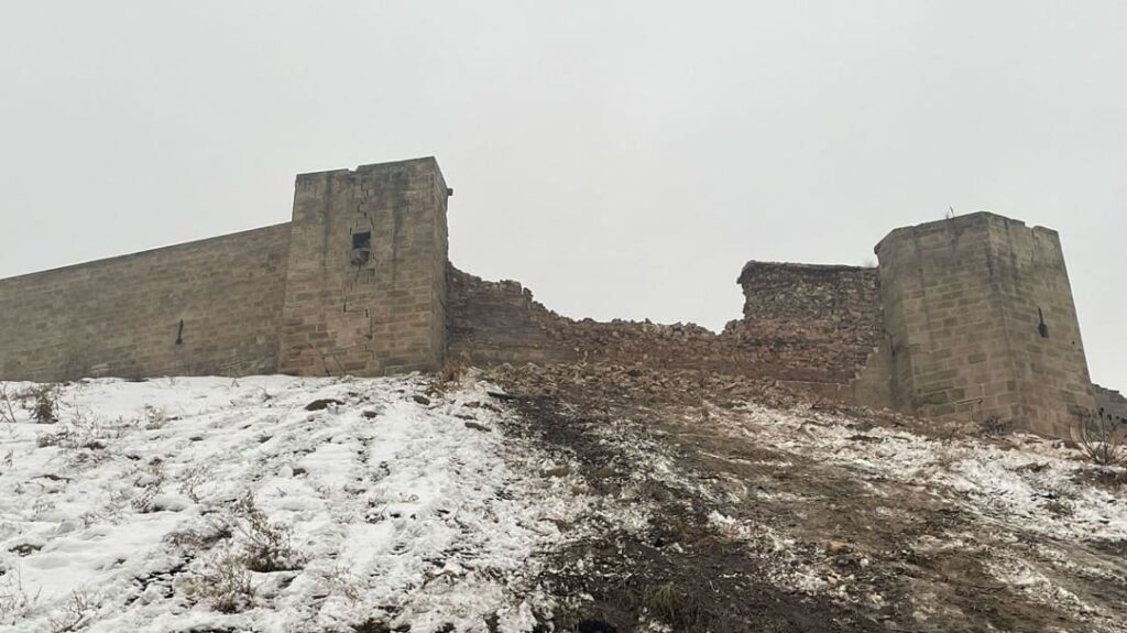 Замок Газиантеп в Турции пострадал от землетрясения