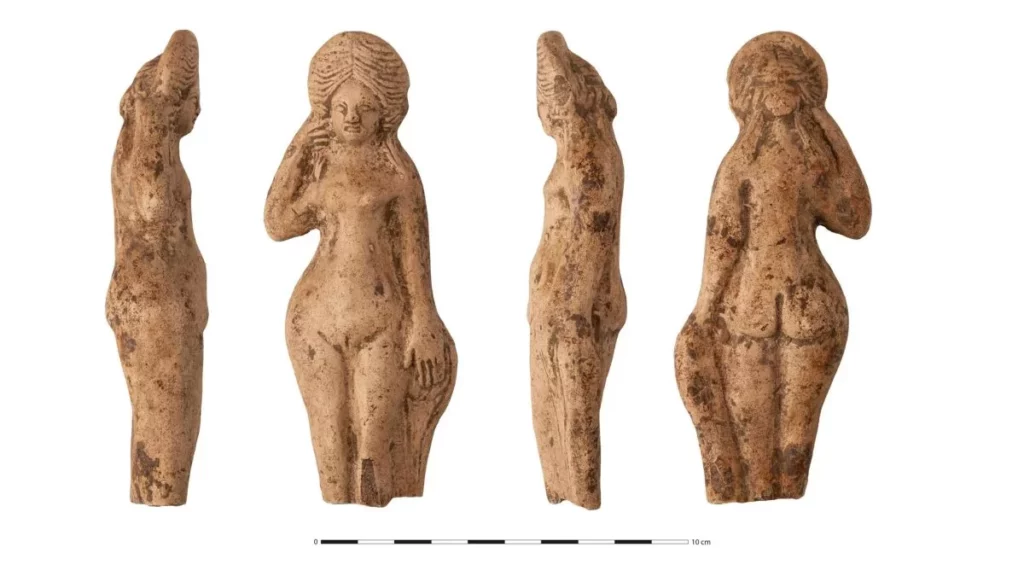 The naked Venus statue was discovered in a Roman garbage dump in France