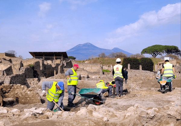New Excavation at Pompeii Underway