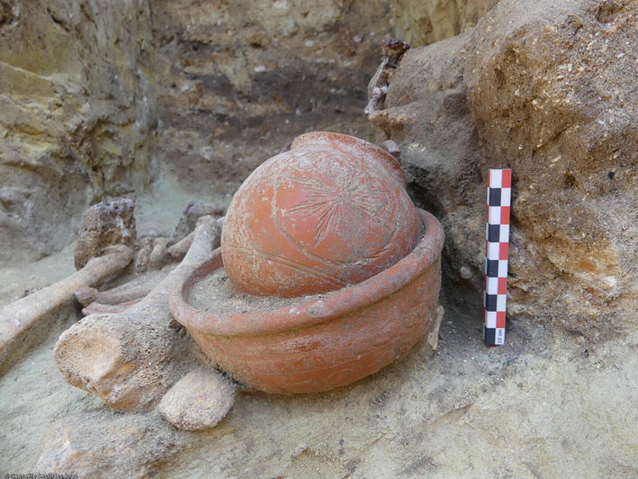 2,000-Year-Old Parisii Cemetery Unearthed in France