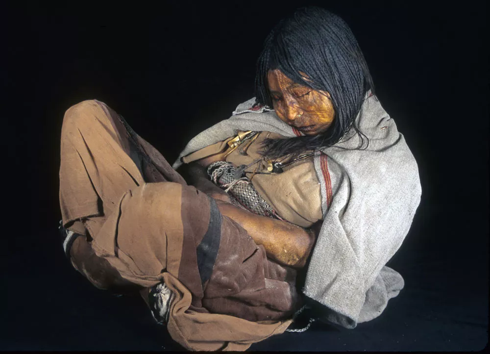 Последние мгновения 500-летних детских мумий