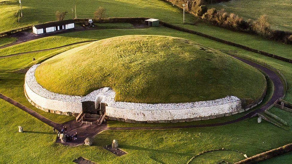 The Newgrange of Ireland is older than the Egyptian pyramids and Stonehenge