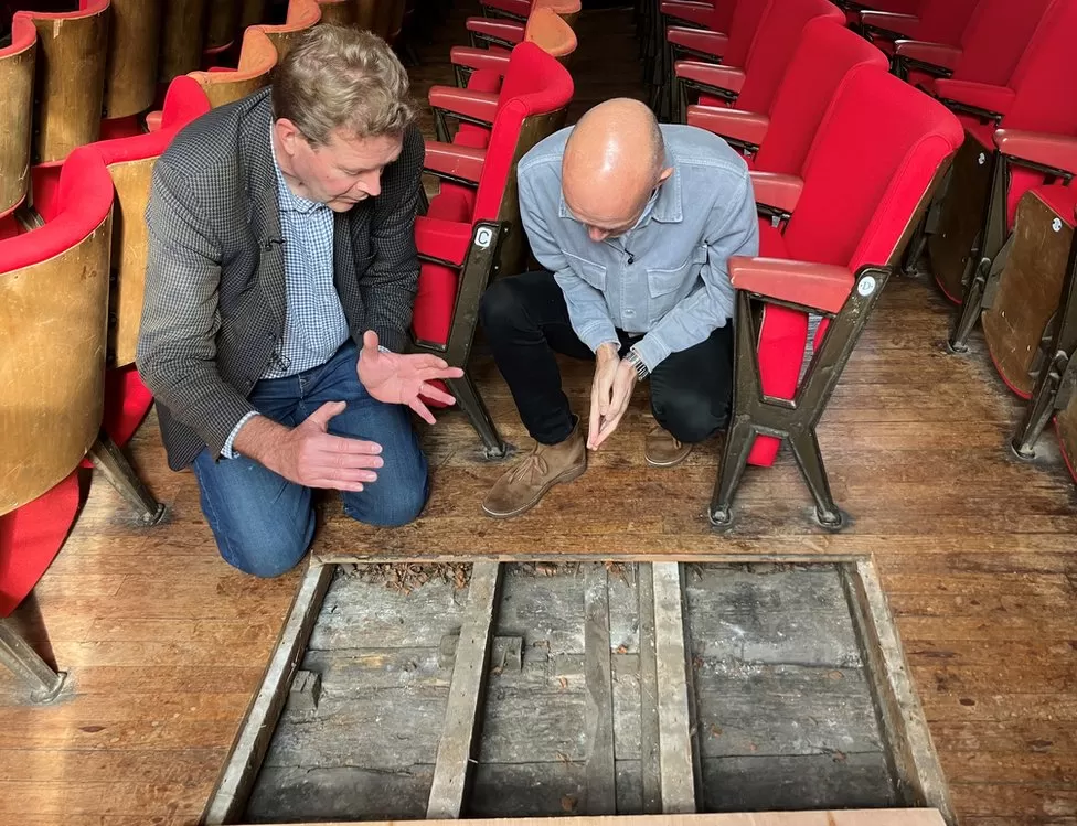 15th-Century Theater Floorboards Uncovered in Norfolk