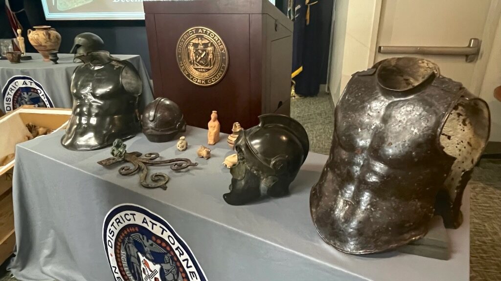U.S. Repatriates 30 Ancient Objects to Greece
