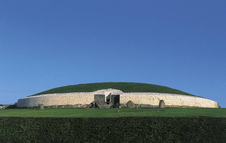 Newgrange: The Massive Irish Tomb That’s Older Than The Pyramids
